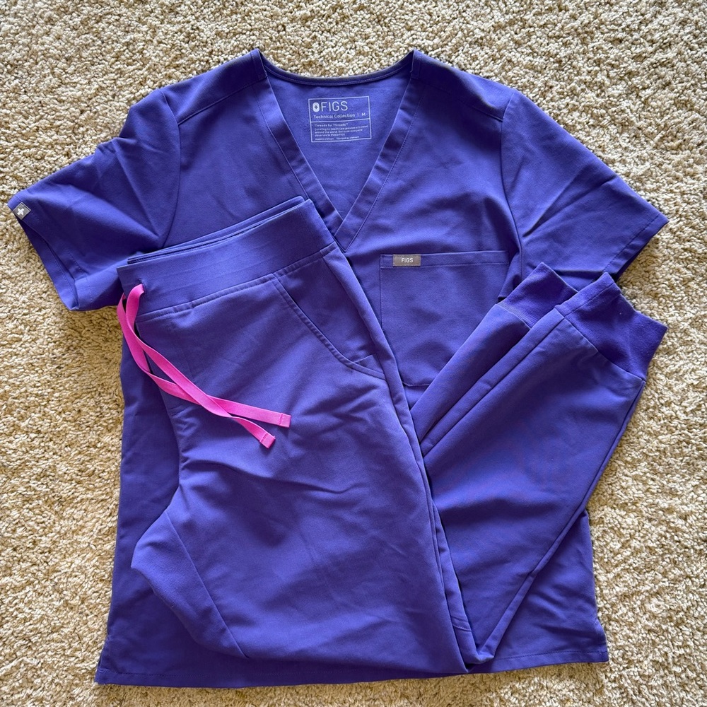 Figs Scrub Set